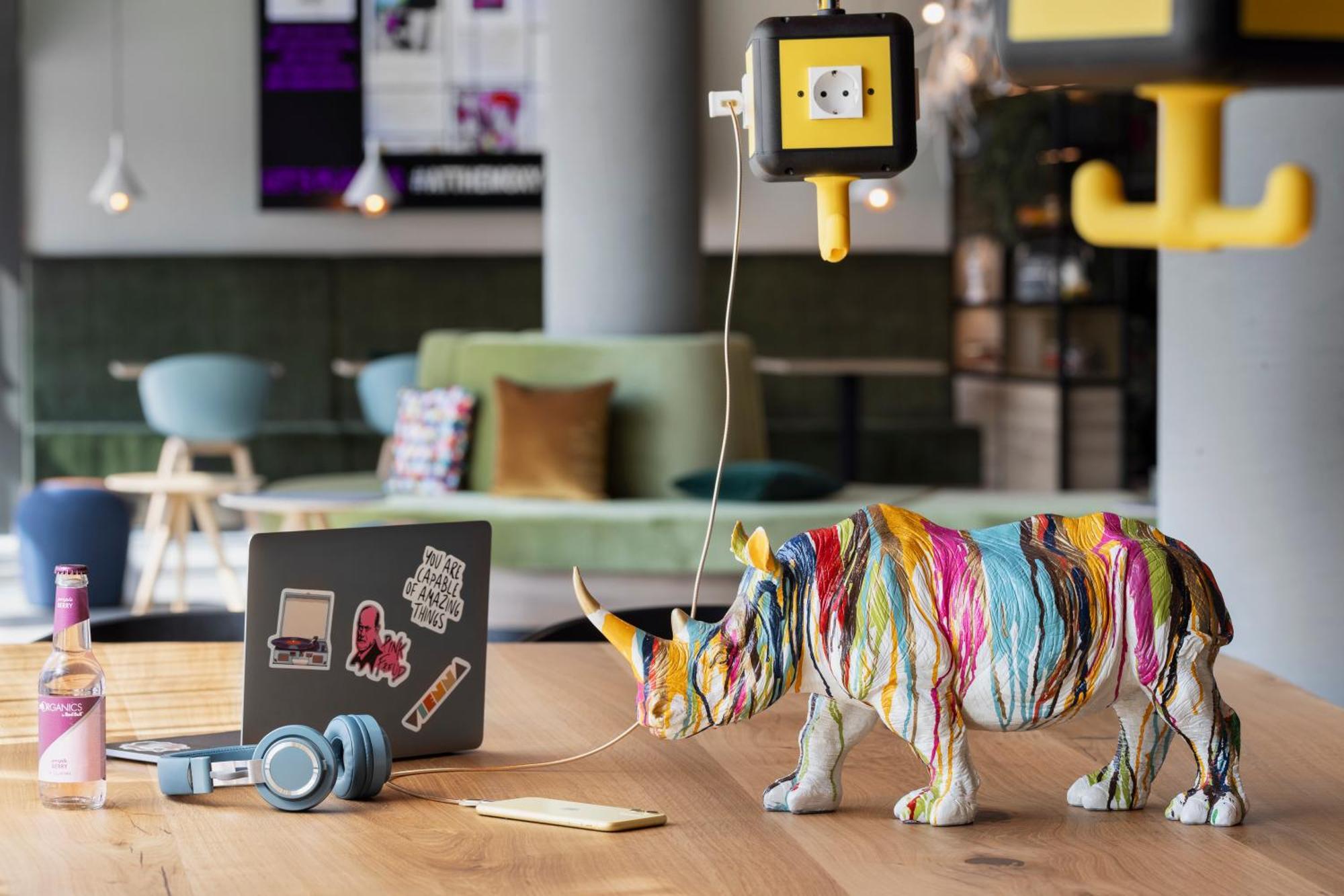 Moxy East Viena